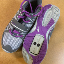 Load image into Gallery viewer, SHOES : Diadora Herz Indoor Gym/Cycling Shoes [38]