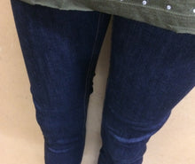 Load image into Gallery viewer, JEANS : Howies &quot;Hollie Skinny Jean&quot; Women&#39;s Jeans [26R]