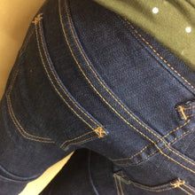 Load image into Gallery viewer, JEANS : Howies &quot;Hollie Skinny Jean&quot; Women&#39;s Jeans [26R]
