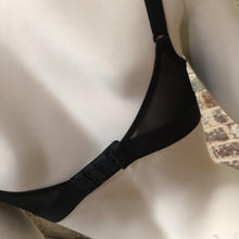 Load image into Gallery viewer, BRA : Shock Absorber Classic Sports [Support Level 3] Bra 32B [*38]