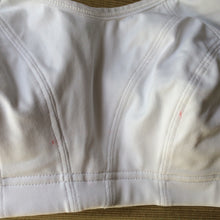 Load image into Gallery viewer, BRA : Shock Absorber Active Multi Sports Support Sports Bra - 2 Clasps 28E