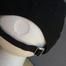 Load image into Gallery viewer, CAP : Oakley Embroidered Players Cap [One Size]
