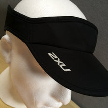 Load image into Gallery viewer, VISOR : 2XU Running  Sun Visor *17