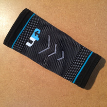 Load image into Gallery viewer, SUPPORT : Ultimate Performance Elastic Calf Support [S]