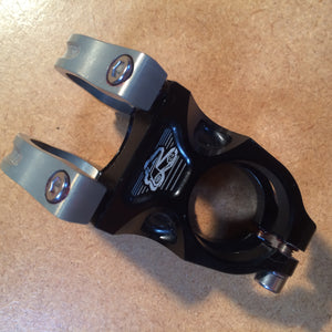 STEM : Apex Renthal Trail Stem [Rise 6deg]