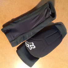 Load image into Gallery viewer, ARMOUR : Fox Launch Enduro Elbow Guards L+R [S/M]