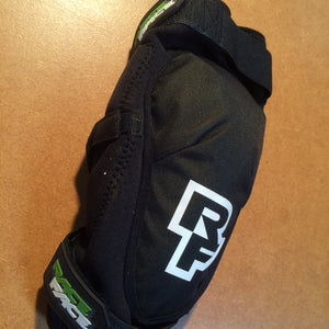ARMOUR : Race Face D30 Leg Pad - Replacement RIGHT [M]