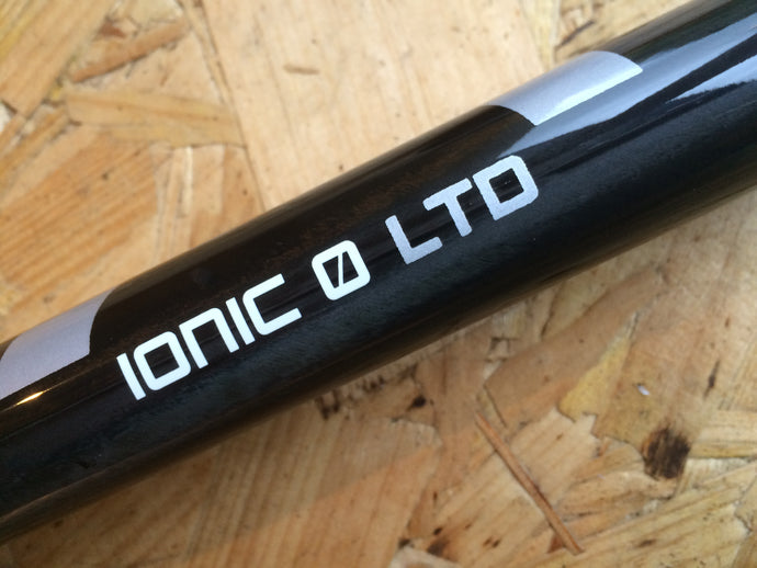 SEATPOST : 3T Ionic 25 Ltd High Modulus Carbon SEATPOST
