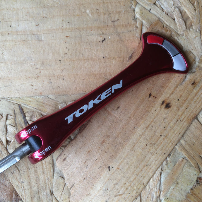 SKEWER : Token Sharktail Stainless Steel Skewer